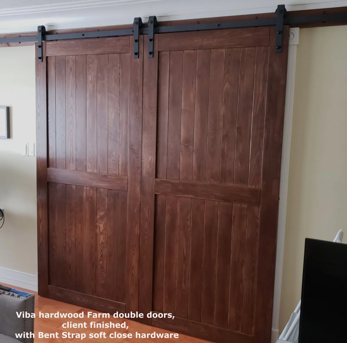 Hardwood Farm Door Divided Panel Model - Image 3